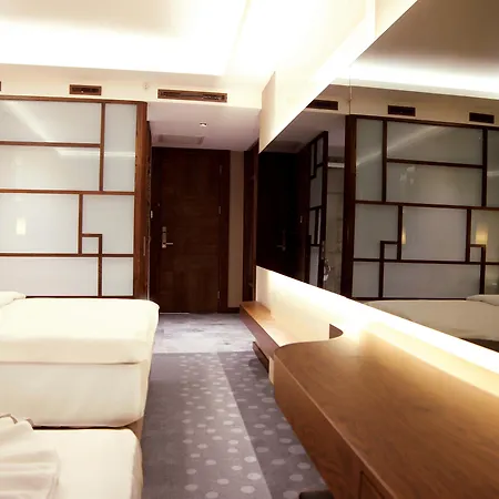 Ξενοδοχείο The Biancho Pera 3*