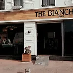The Biancho Pera 3*