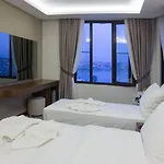 The Biancho Pera Otel 3*
