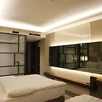 The Biancho Pera Otel