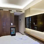 Otel The Biancho Pera 3*