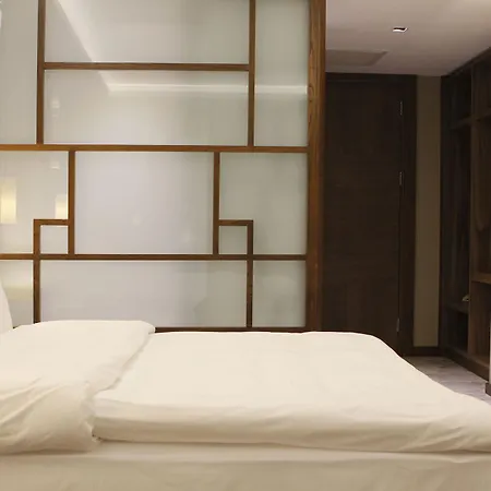 The Biancho Pera Hotel