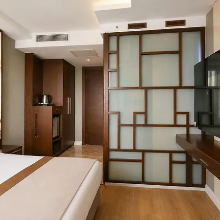 The Biancho Pera Hotel